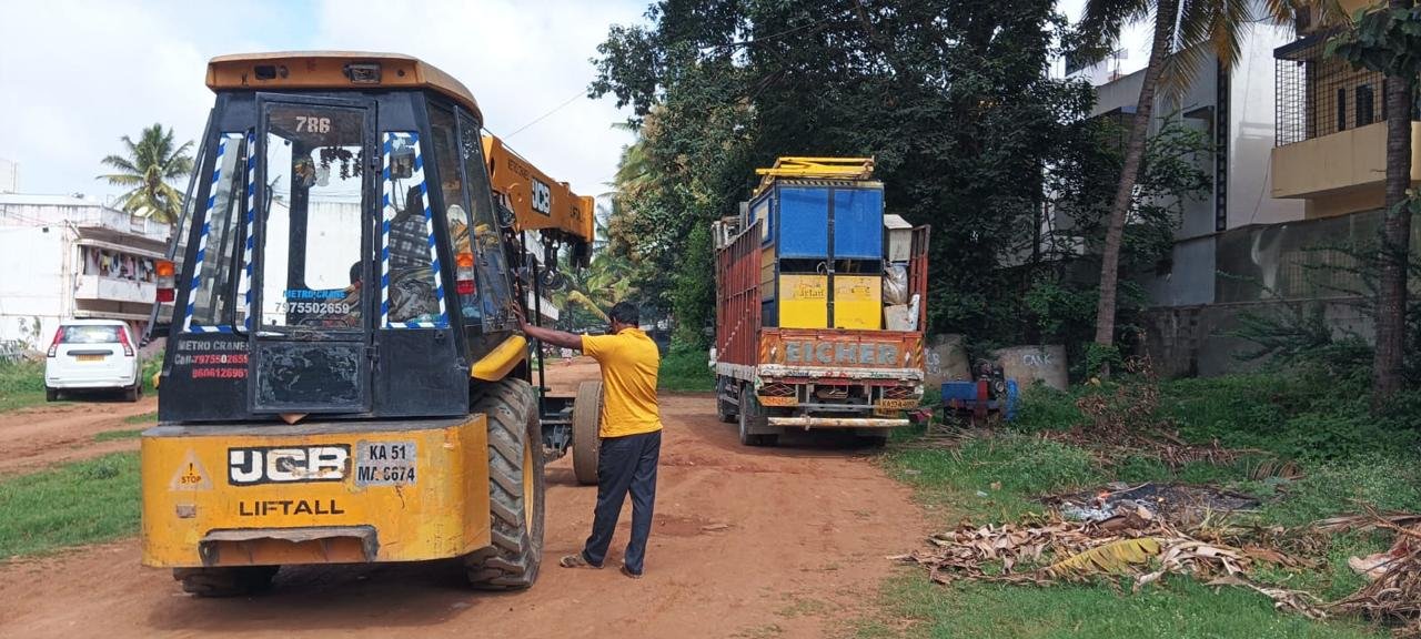 Equipment Transport & Logistics
